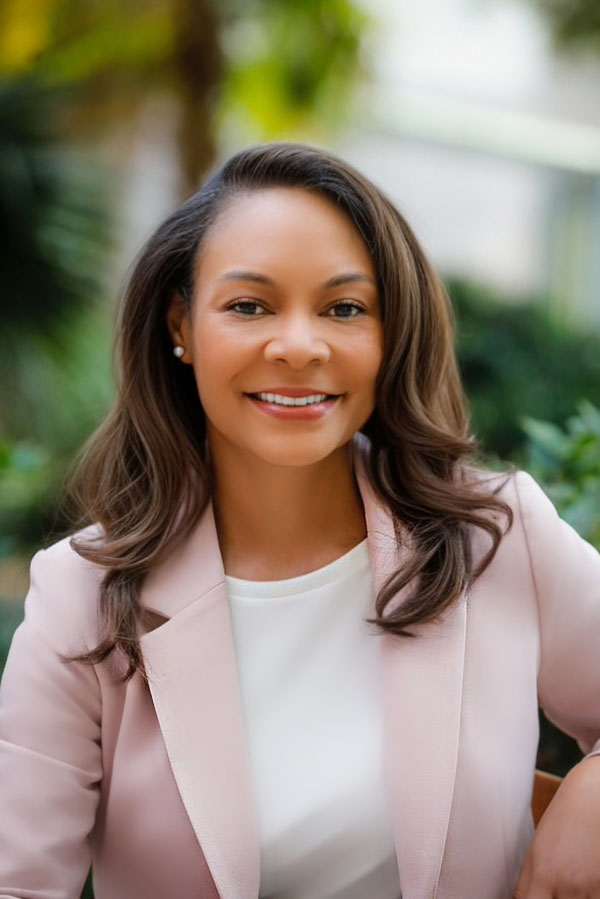 Claire Bradley headshot