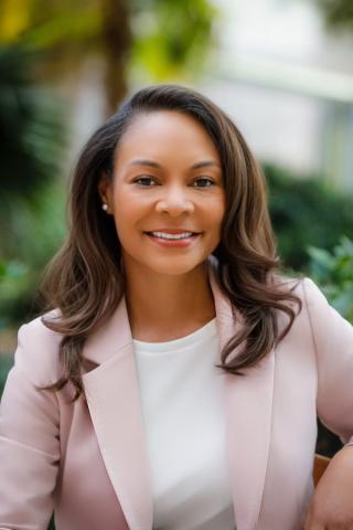 Claire Bradley headshot